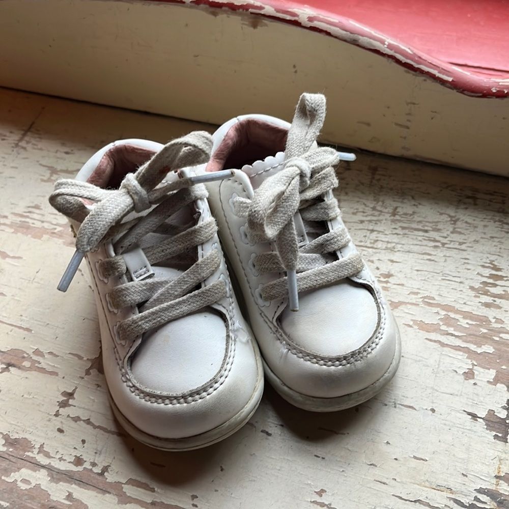 Stride Rite Baby Shoe SRT Emilia Walkers